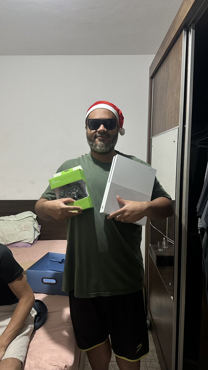 opeedrok's tweet photo. Não há palavras para descrever a sensação que é se sentir amado por aqueles que tão contigo. Ainda sem acreditar, amo vocês 🩵 https://t.co/0d4GGQPGiV