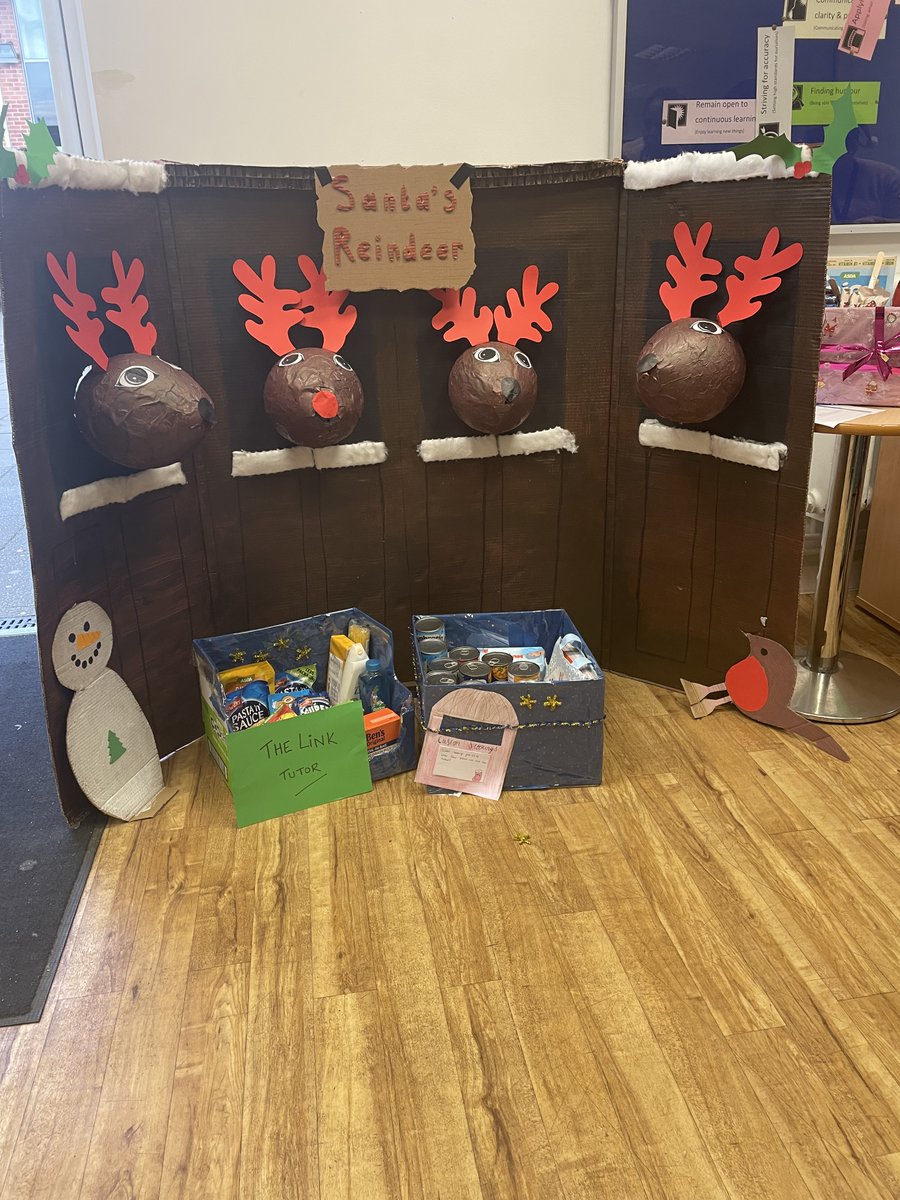 NSheppard_TSAT's tweet photo. @ECRobertsCentre We hope the donations from @tpaPortsmouth are helpful this Christmas. All the best from us and Happy Christmas Eve! https://t.co/ZeRl09pqWy