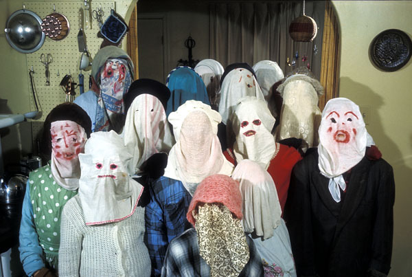 Will ye let the mummers in? 
Newfoundland mummers from Weekend Magazine, Dec 24, 1966 #GothicAdvent

📷Bruce Moss