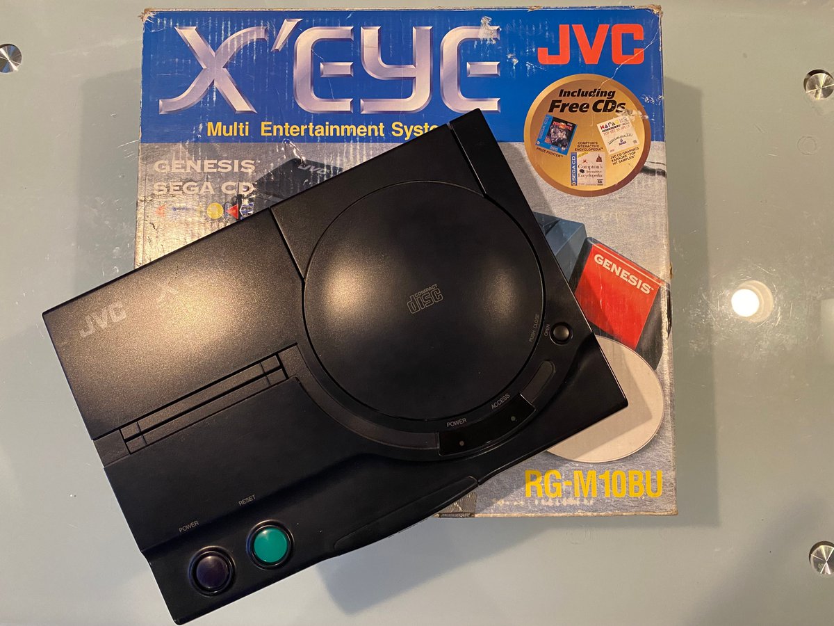 VideoKraken's tweet photo. Console #177 - X'Eye by JVC
The JVC X'Eye, which was developed in collaboration between JVC and Sega in 1994, brought together the Sega CD and Genesis into a single gaming console.
#JVC #Genesis #XEye https://t.co/cMiLthlPrj