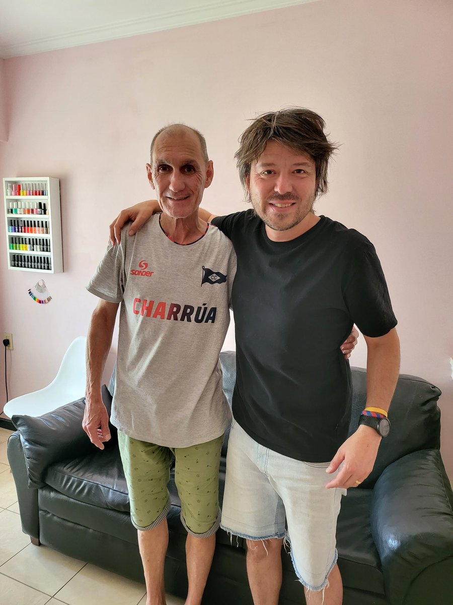 LeidiJulio's tweet photo. Hoy visite al más grande de @centralcordoba el de los 103 goles! El 1!!! Grande Pato! #YoTeVi https://t.co/CUDNYdkxm7