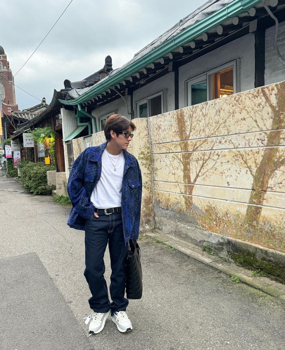 cesunflow's tweet photo. versi Nanon 😭😭😭😭😭😭😭☝🏻 https://t.co/vG1MrTCLd0