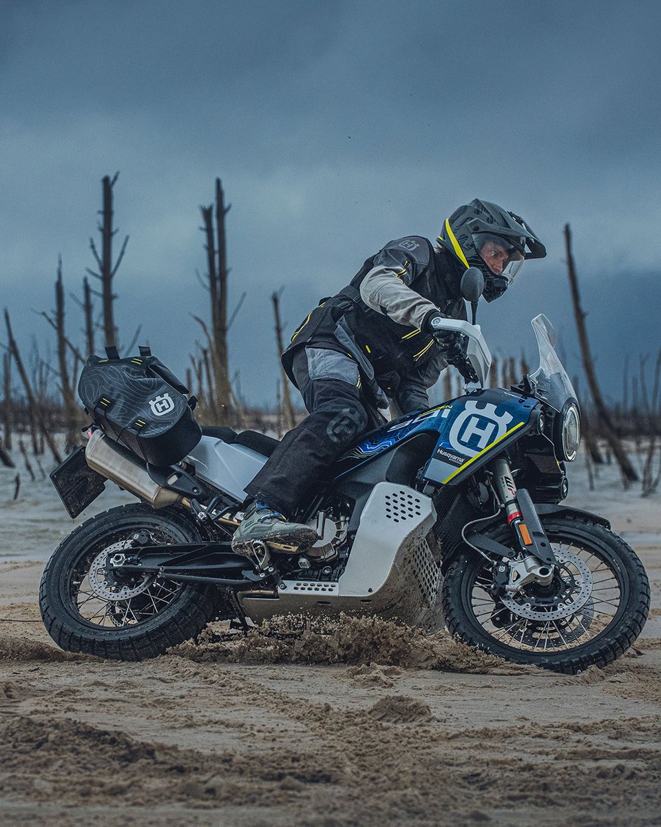 Lyndon Poskitt sliding the Norden 901 Expedition.

The question is, did he save it?

#HusqvarnaMotorcycles #GoRide #RideHusky #Norden901Expedition #ExploreFurther #DiscoverNewWorlds