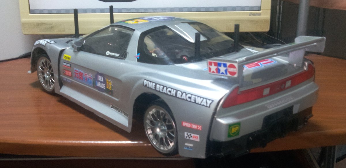 IG_RC_gunmetal's tweet photo. #今年買ってよかったラジコン
#TT02D
#無限NSX
買ったのは去年だけど、組み立てたのは今年だからセーフ?
ドリフト、難しいけどたぁーのしぃー💖
#グラスホッパー2
#スーパードラゴンホッパー
ネタ��作ったけどめっちゃ愛着湧いた
380たぁーのしぃー💖
#ラジコン https://t.co/sFEePwc7U1
