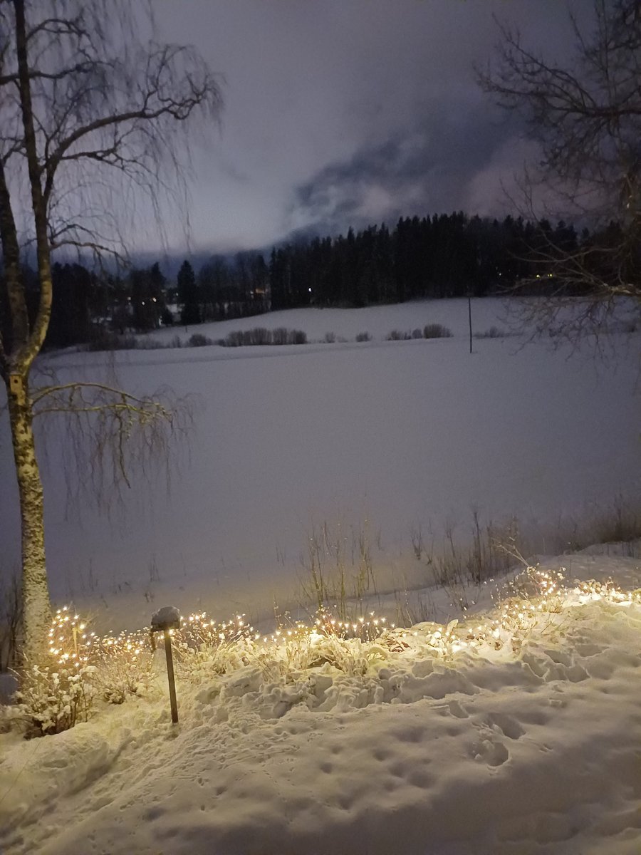 Klemmar1's tweet photo. #Aatto iltaa kaikille. https://t.co/qSG4l4KeTm