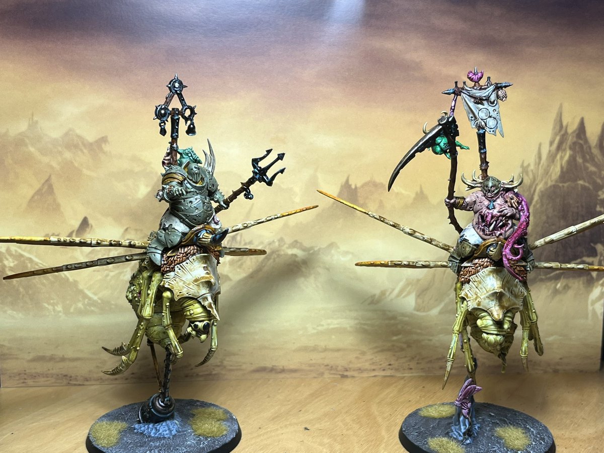 cwalker690's tweet photo. Finished my Hero and extra Blightlord - now I can do the Droning battle tactic a little more easily. https://t.co/Aol08DN2xW