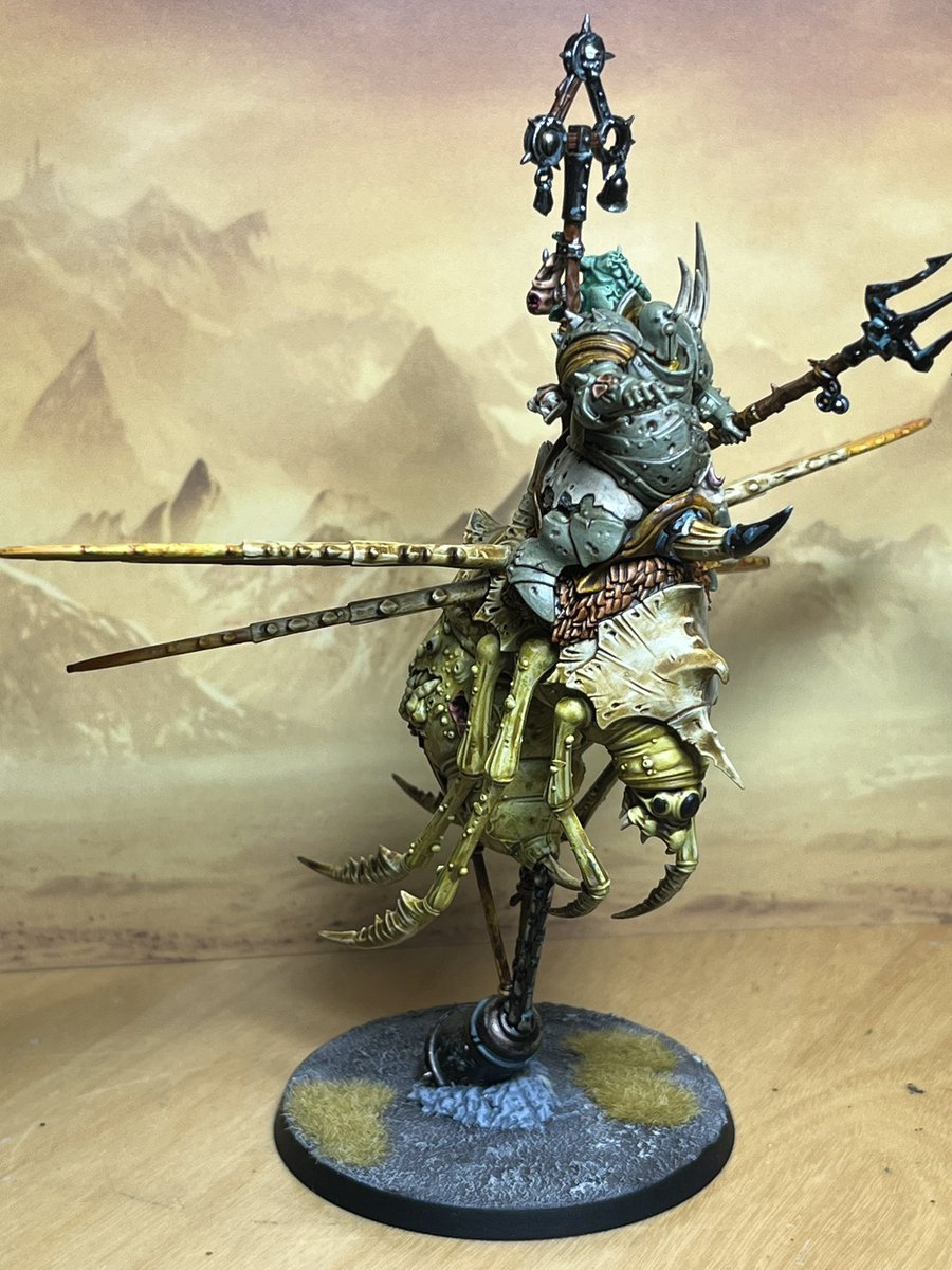 cwalker690's tweet photo. Finished my Hero and extra Blightlord - now I can do the Droning battle tactic a little more easily. https://t.co/Aol08DN2xW