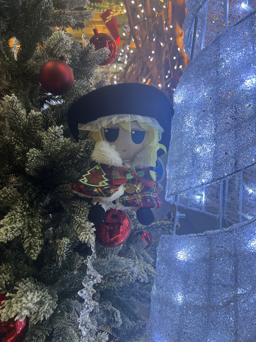 yht56789's tweet photo. 魔理沙とクリスマス🎄そのに
「新宿ミナミルミ」

 #fumo #東方Project #fumofumo #touhouproject #touhou #ふも #ふもふも #クリスマス #Christmas2023 https://t.co/DghpUCxR0K