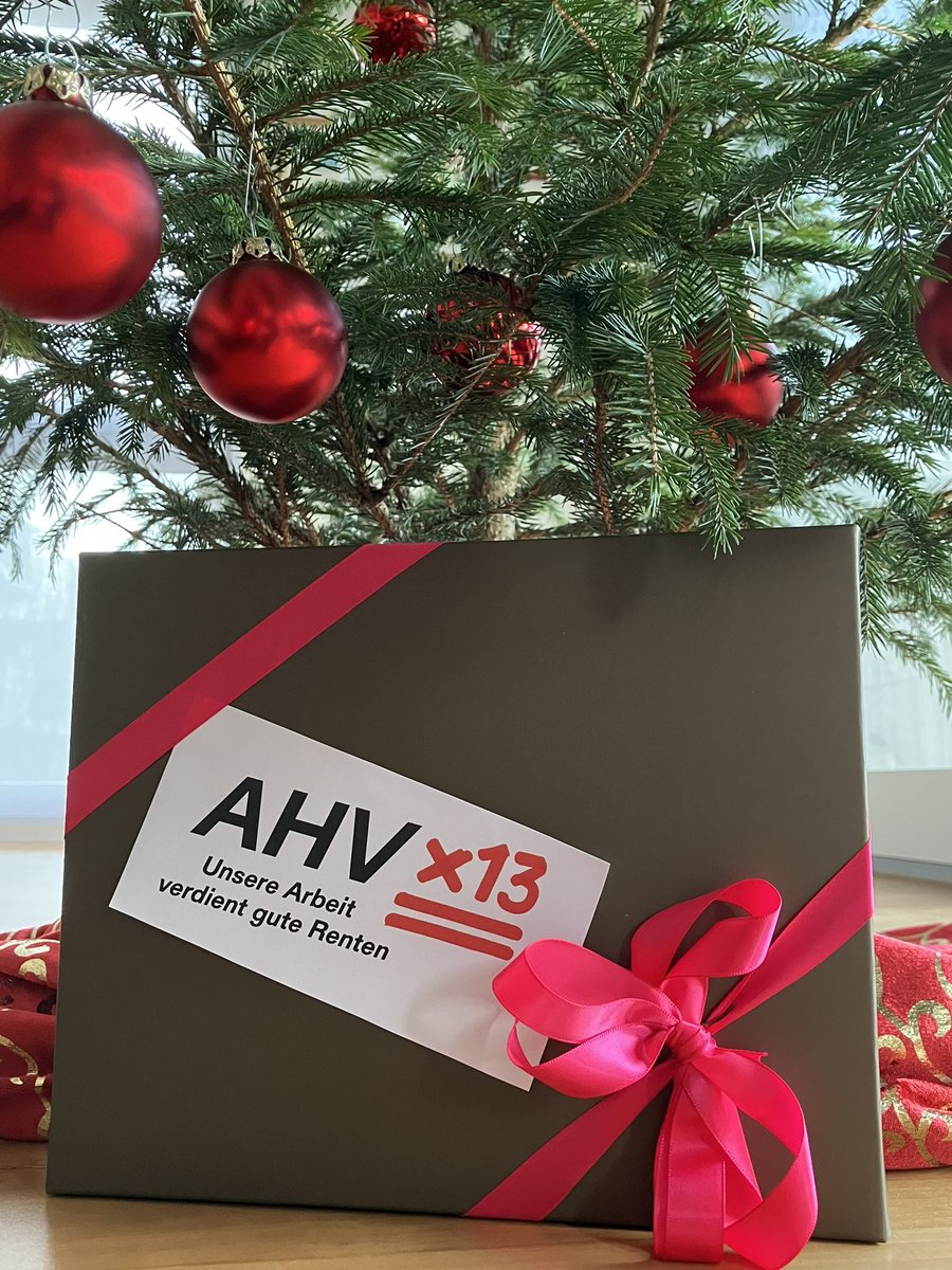 w_langenegger's tweet photo. Das Geschenk der sozialen Kräfte an die Bevölkerung: die 13. AHV-Rente. Sagt alle Ja dazu. Sie ist gerecht und gut für uns alle. Hört nicht auf all die Geizkrägen, die nur ihre eigenen Taschen füllen wollen. Wir haben uns die 13. AHV-Rente mehr als verdient! Frohe Weihnachten. https://t.co/ToAp0P6vzT