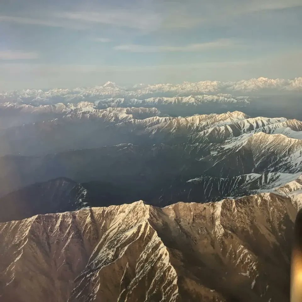 யாத்திசையை தொடர்ந்து அடுத்த படத்திற்கான வேலையாக இடம் பார்க்க ஒளிப்பதிவாளர் மற்றும் கலை இயக்குநருடன் காஷ்மீர் வந்துள்ளேன்.மிக பிரம்மாண்ட கதை களமாக இந்த படம் அமையும்.மற்ற விவரங்கள் முதன்மை நடிகர்கள் மற்ற நடிகர்கள் தேர்வு, படப்பிடிப்பு,வெளியீடு குறித்து விரைவில் எழுதுகிறேன். நன்றி.