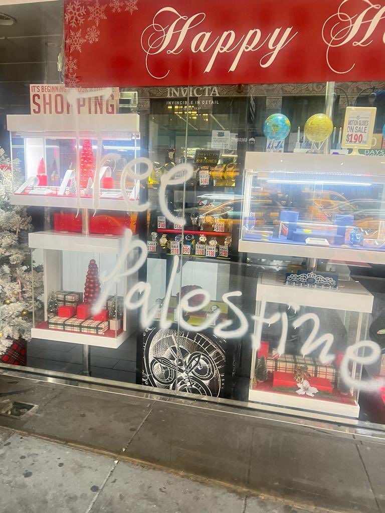 NYC - Last night, this shop was once again terrorized because it’s owners are Jewish. They are clearly a target among H@mas supporters. When will the city take action?