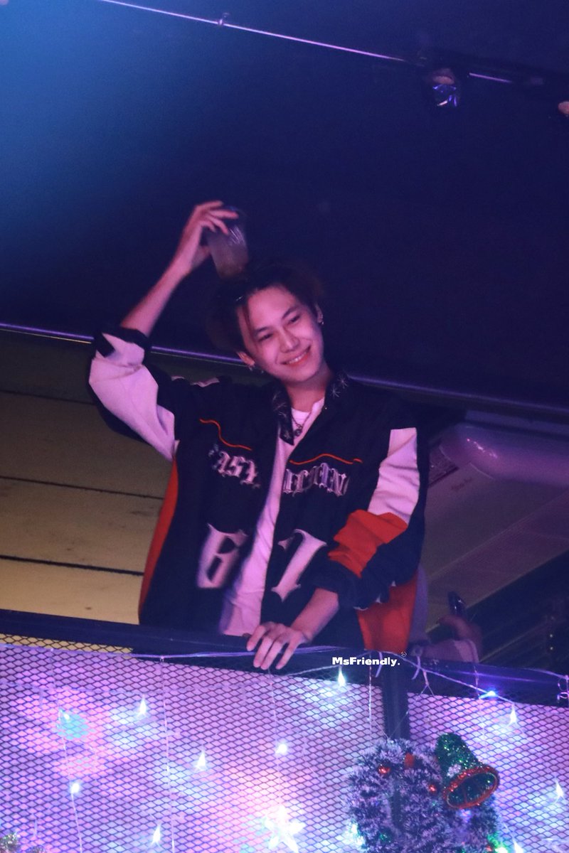 MsFriendlyCam's tweet photo. 𝟮𝟯𝟭𝟮𝟮𝟰 𝗪𝗮𝗯 𝗡𝗶𝗴𝗵𝘁

Cuteeee🥰🍺
#bb0un @bb0un 
#WabiXmas2023 #wabcafeandfriends https://t.co/cBDm3ASdLl