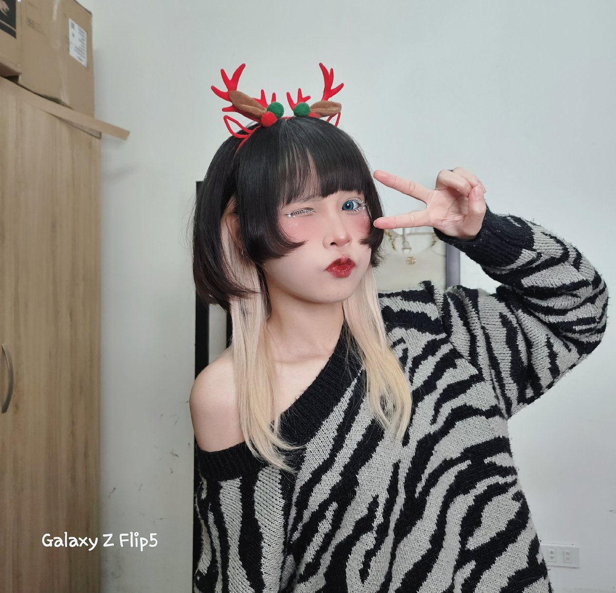 meow1928's tweet photo. Merry Christmas 🌲🌲🌲 https://t.co/MfOlJX9LGe