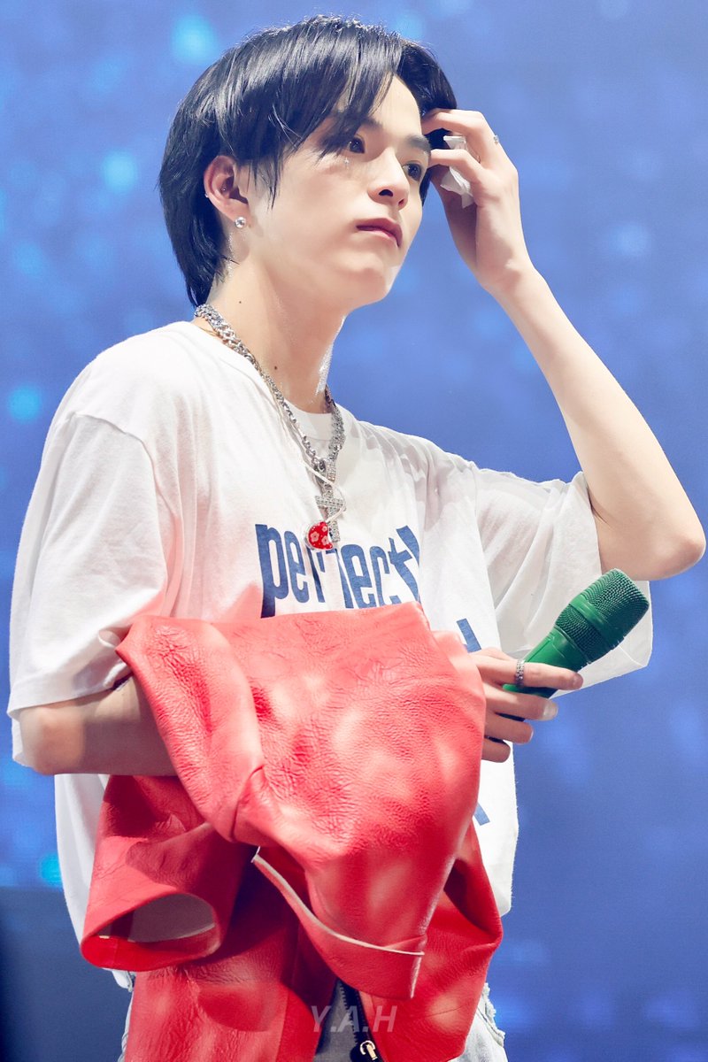 𝑀𝐸𝑅𝑅𝒴 𝒞𝐻𝑅𝐼𝒮𝒯𝑀𝒜𝒮 🦌

🎁 ②