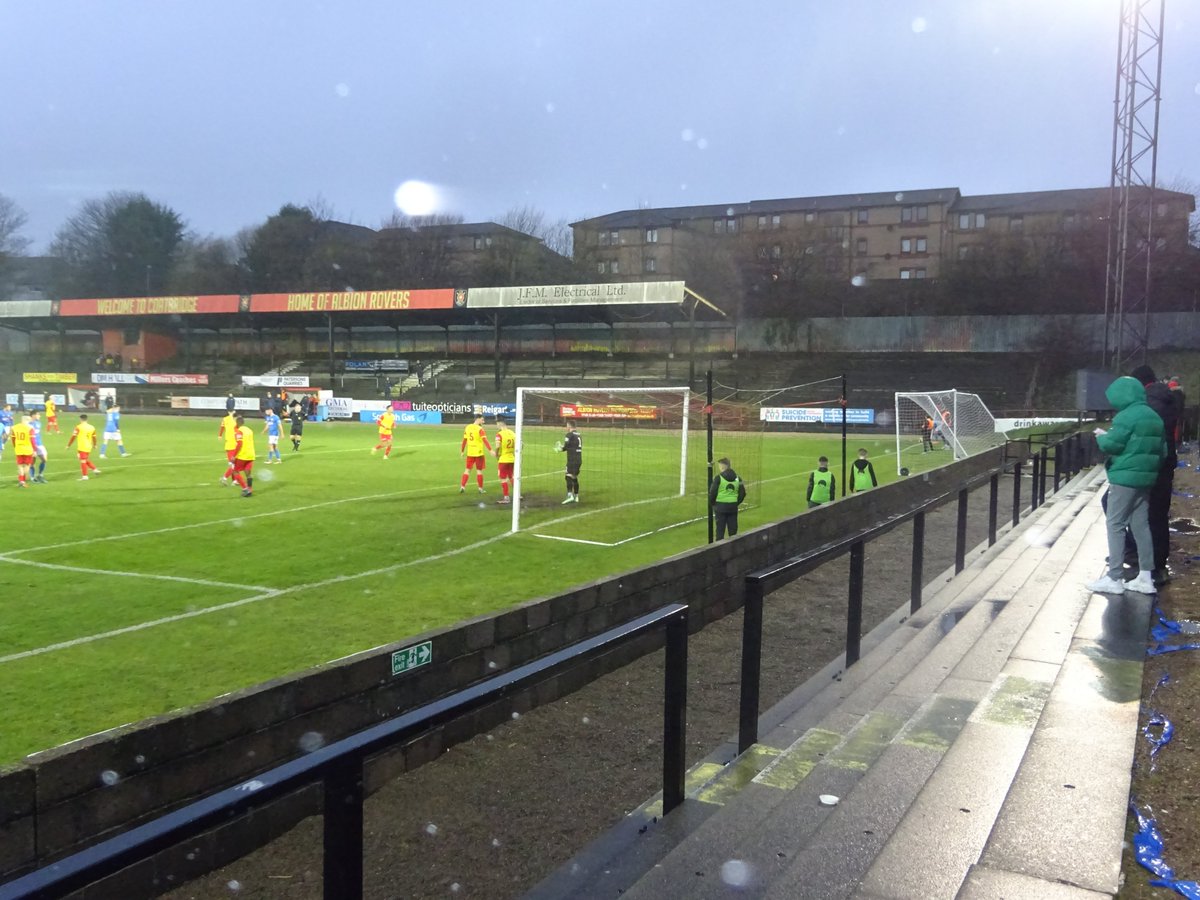 DreadHops's tweet photo. 23/12/23 Cliftonhill, Coatbridge 
@albionrovers 0 v 1 @CowdenbeathFC
@OfficialSLFL [Tier 5] Entry: £11 Att. ???   Much love from me at a very dreich Cliftonhill. A dilapidated delight! Wonderful friendly fans &amp; @nonleaguevol #groundhopping #groundhoppers https://t.co/LAuYrdiujZ