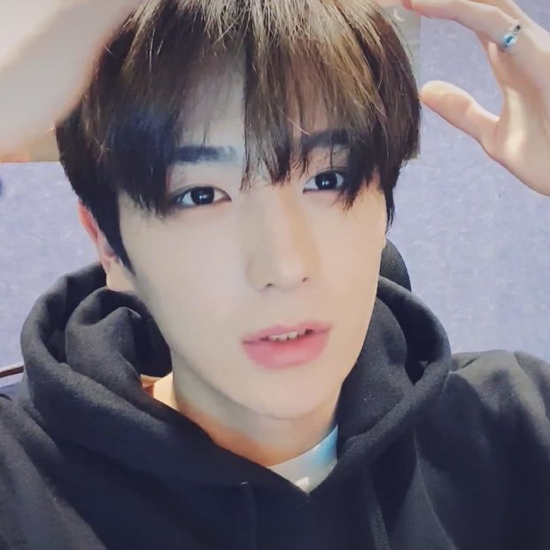 pobi_0913's tweet photo. 야근데잇자나
내 입으로 말하려니깐
좀 재수 없는 것 같긴한데
나 여태 꼬시려구 맘 먹으면
못 꼬신 적 없엇다?

                                                       ?
                                                그래서 뭐

아니 머..
너두 어차피 나 조아할텐데
괜히 힘빼지말라구 https://t.co/RJ41xuC7lW