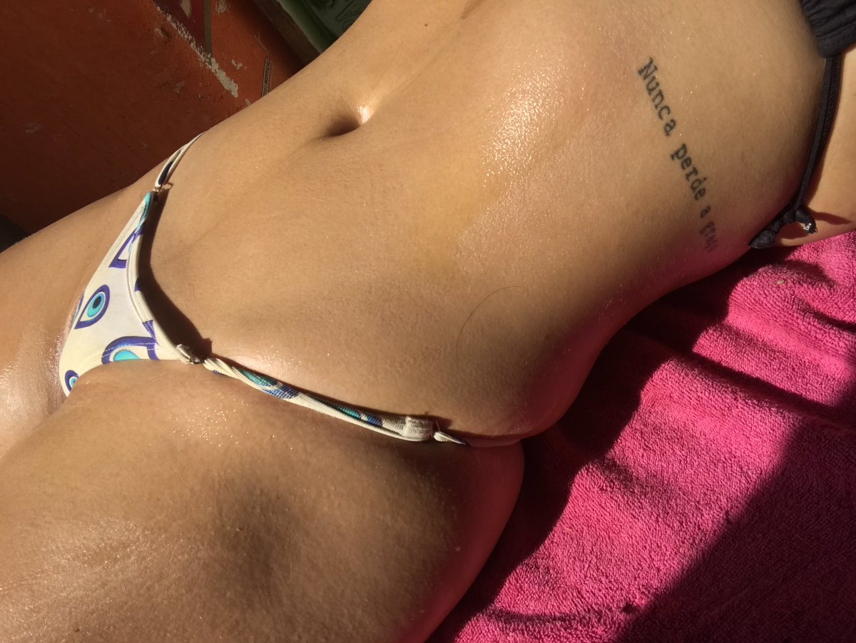 _Your__Goddess's tweet photo. @biquini_br ☀️ https://t.co/dyhs6R2wnK