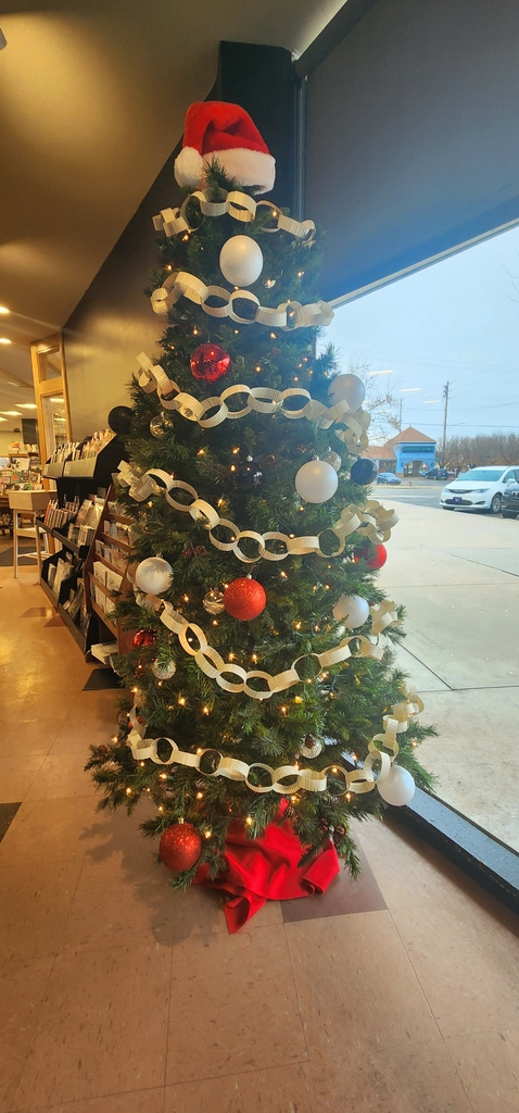 Watermark Books & Café tweet media