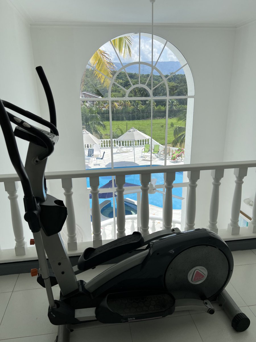 dcfoodsafety's tweet photo. I see the family has still kept up with top-of-the-line equipment for me to burn off Christmas dinner.. #sweatingtotheoldies 🎄🇨🇴 https://t.co/GdmEjShowh