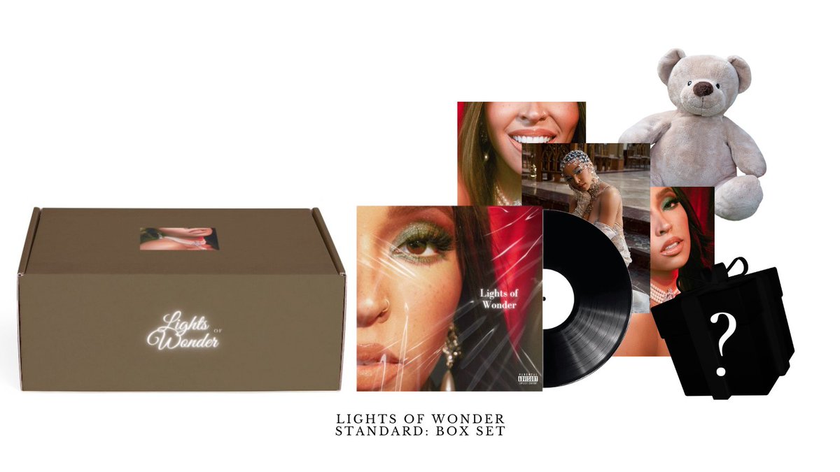 vinitheeyonce's tweet photo. ๐ณ๐๐๐๐๐ ๐๐ ๐พ๐๐๐
๐๐ โจ
O Box Set da versรฃo original do Lights of Wonder jรก estรก disponรญvel a venda contendo:
-3 posters
-1 vinyl
-1 pelucia
-1 brinde surpresa
๐ COMPRE: https://t.co/4E99cY1PWv
RPG | @RHallucinado โข #SalesHLC โข #LightsOfWonderโจ โข #OHolyNight๐ https://t.co/irTw5zDIhj