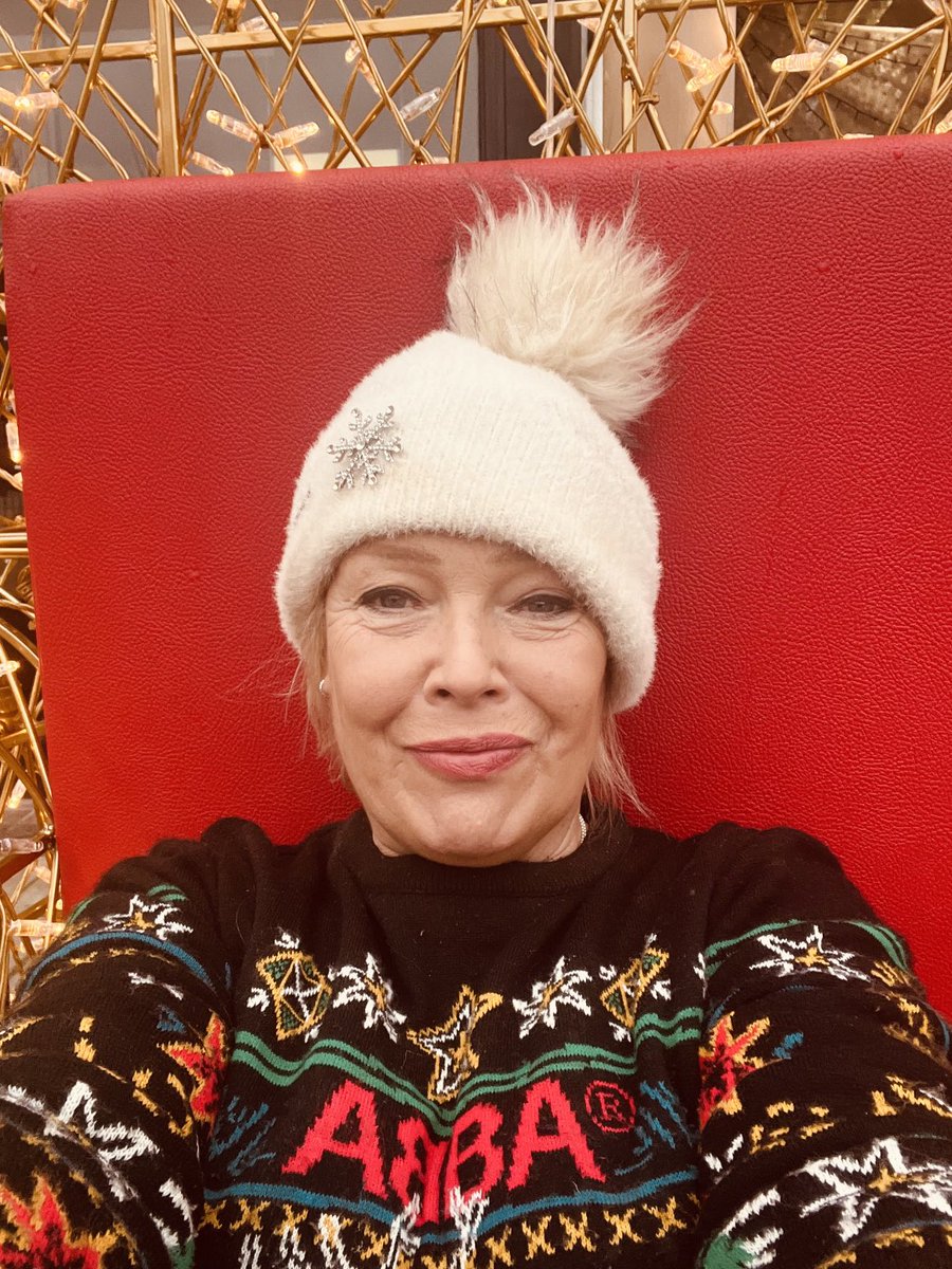 Kim Wilde👽 tweet media