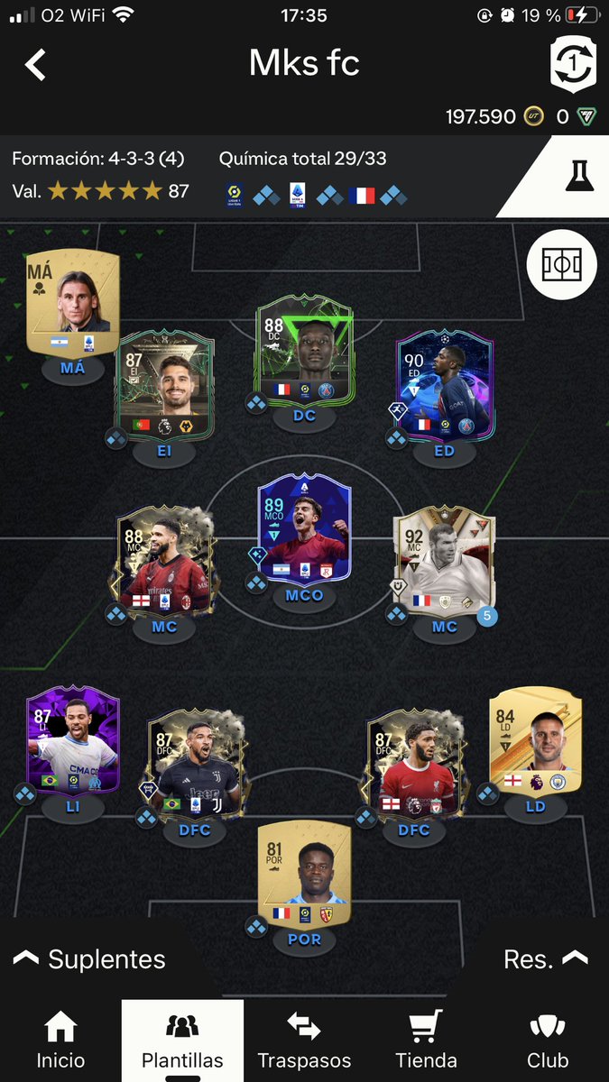 _hdmaarcos_'s tweet photo. @FUTBIN 4 left of ZZ and gonna evolute walker, but I need recomendations on my attacking https://t.co/EQowyTkZ3m