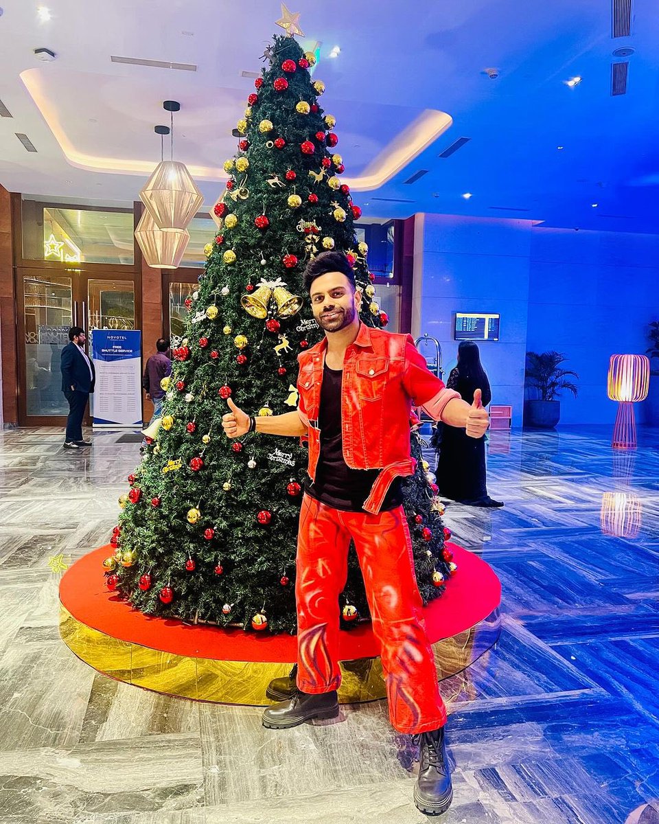 Sreeram_singer's tweet image. Merry Christmas 🎄

#SRC #Sreeramachandra #MerryChristmas