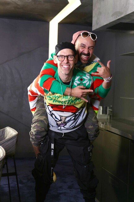 Merry Modz tweet media