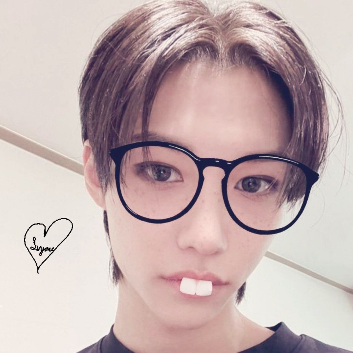 ivonetill's tweet photo. namamasko po, thank you, thank you, ambabait ninyo pakyu #ssd #stayselcaday #nqkikigaya #missu #akonalangkasi #akoparinba #putanginamo #felix delete mamaya 🔥 https://t.co/BuPXbZaT3t