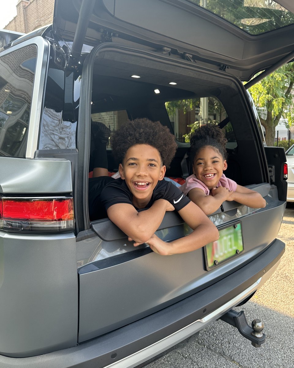 Rivian's tweet photo. As 2023 winds down, we're sharing some of our favorite moments captured by Rivian owners, including these, which celebrate the joy of a vehicle that inspires getting out there and making memories together. 💛⚡ https://t.co/iWrmY44WYz