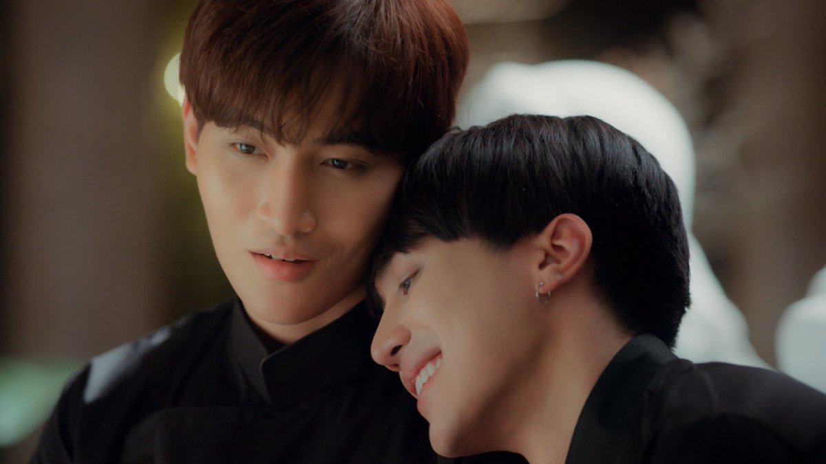 rsdg_official's tweet photo. เชฟชินกับพีชตอนนี้ หวานกันยิ่งกว่าขนมเค้กในร้าน temptation รวมกันอีกค่าาา🥰

#BakeMePleaseFinalEP https://t.co/uTcb6wOMjl