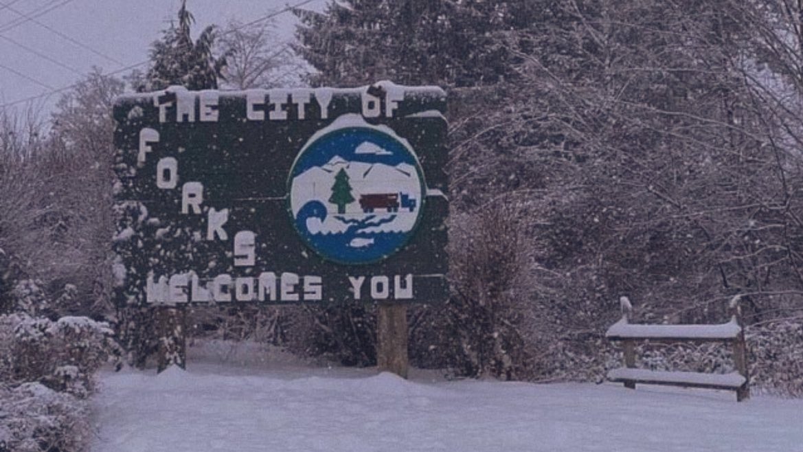 twilight edits tweet media