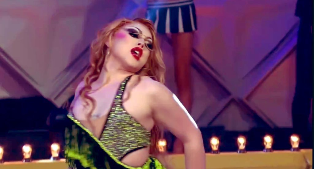 dylxnh_'s tweet photo. Question for the drag race girlies… who ate this lip-sync up more? #auroramatrix #nearahnuff #dragrace #canadasdragrace https://t.co/8A0WmMUv9Y