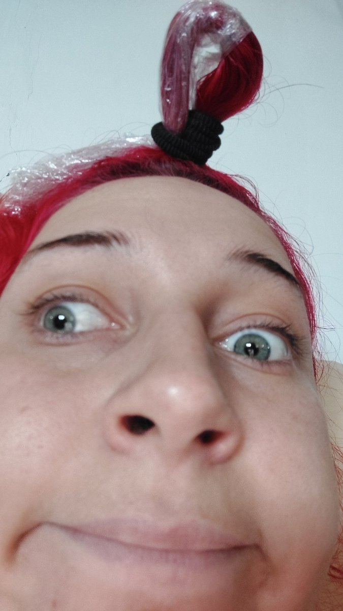 TayToeBeans tweet media