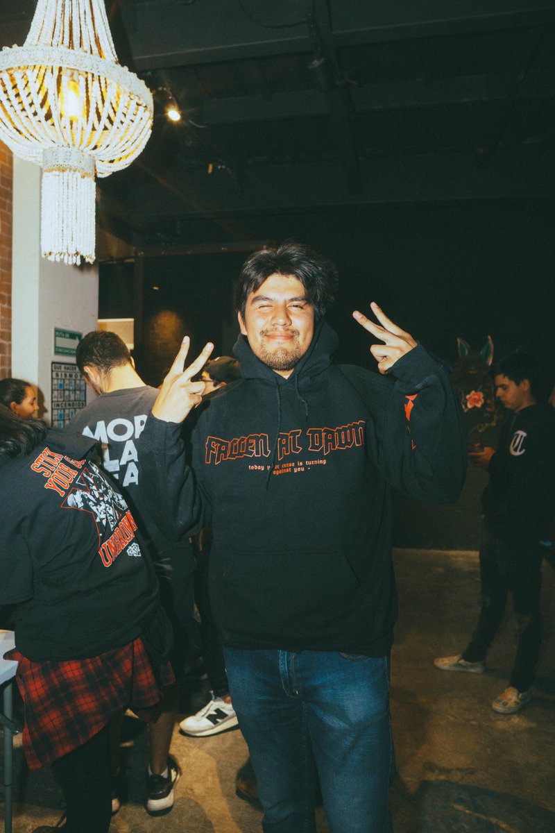 🥀 𝑭𝑨𝑳𝑳𝑬𝑵 𝑨𝑻 𝑫𝑨𝑾𝑵 🥀 tweet media