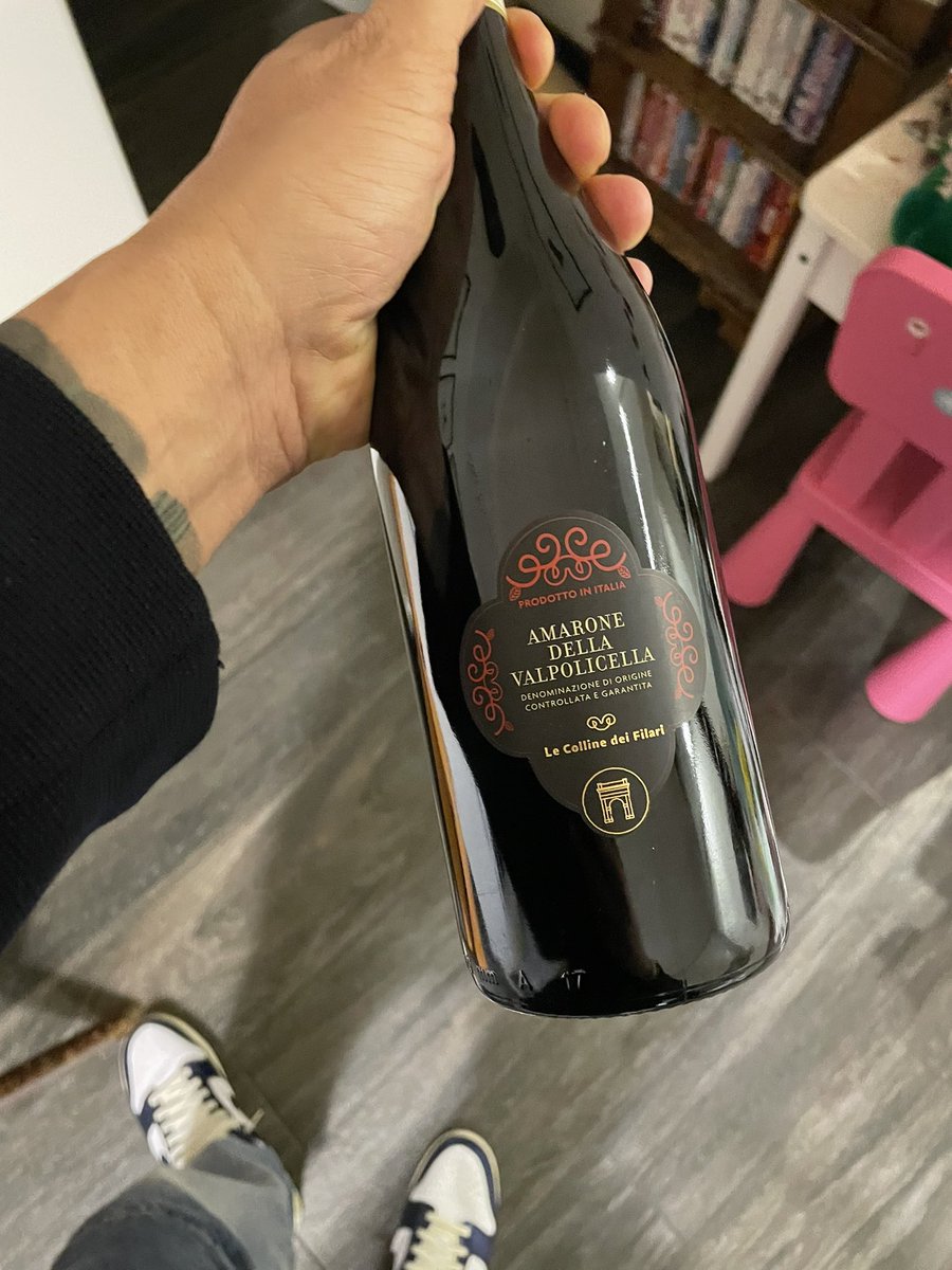 macho_morandi's tweet photo. Prima sbocciata di natale
#piolimerda https://t.co/UD3Z2Y0azN