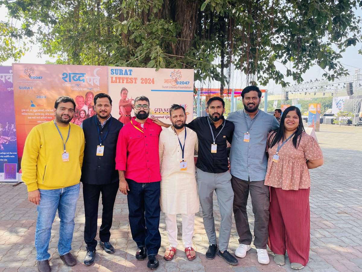dhwajm's tweet photo. सभी राष्ट्रवादी मित्रों के साथ @srtlitfest में @mrsinha @BefittingFacts @iyuvrajpokharna @vijaygajera @bhav2406
#IndianCulture #LitFestVibes #LiteraryLegacy #FuturisticReads #BharatLiterature #BookLoversUnite #FutureOfLit #LitFestExperience #Bharat2047 https://t.co/ax9je7NGj5