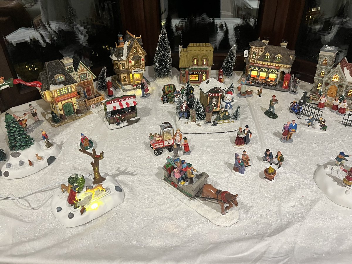 Matt Thomas tweet media