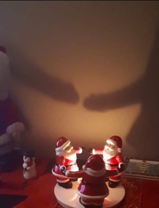 May the Magic of the Season be Yours!🎄🎁✨️🎅🫂 https://t.co/dc5EFobrQu<a href="/tag/rememberingmom"class="tags"><span>#rememberingmom</span></a>