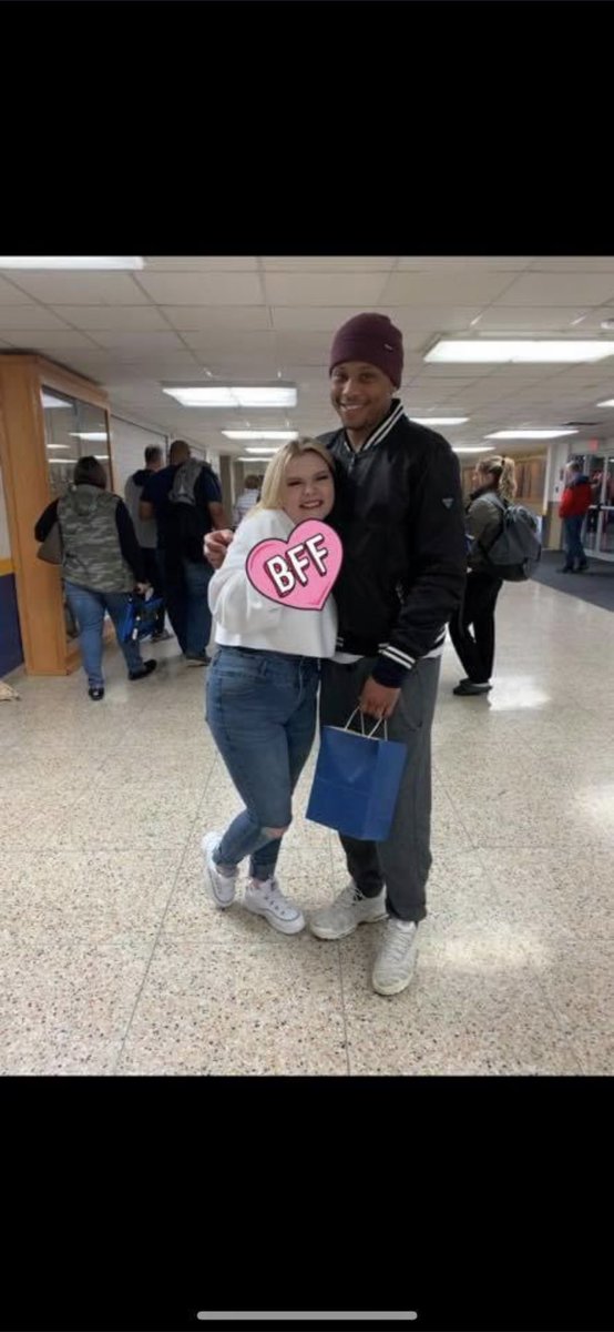 Caaaarli__'s tweet photo. Just wanna wake up from this bad dream, man. RIP Mike, I’ll miss u forever, my brother 4L!!🕊️😭❤️ https://t.co/NiPxtYxH6r