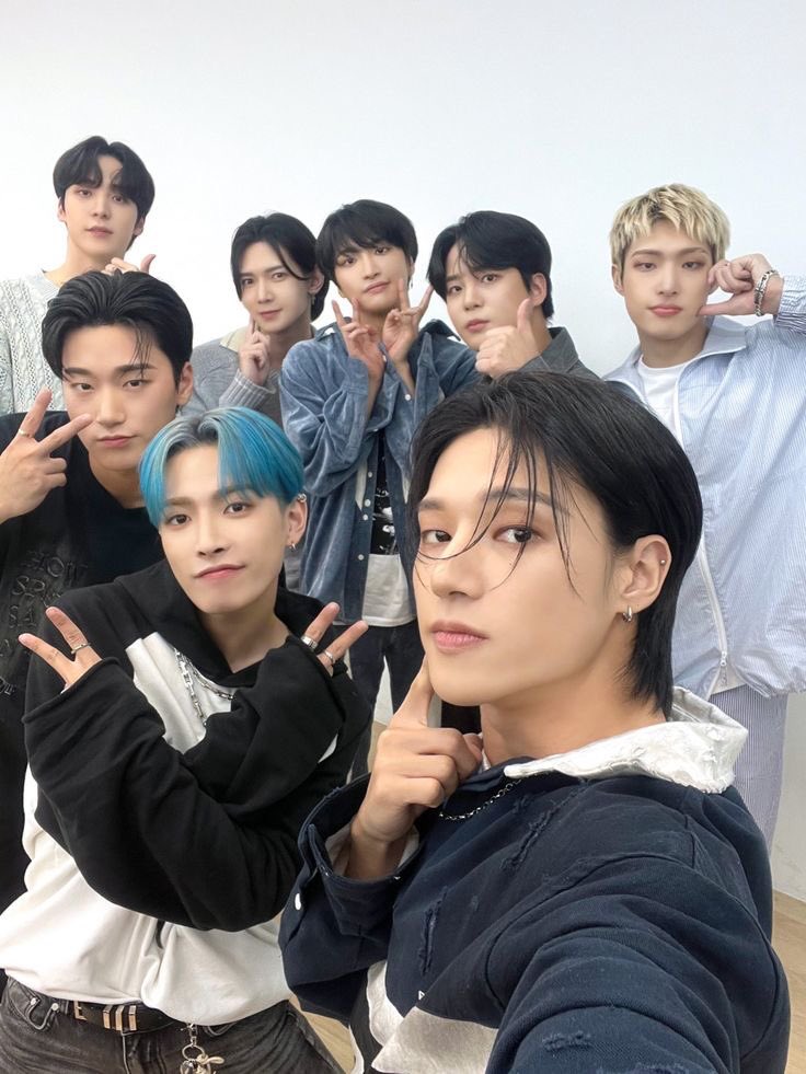 WEDHUSxKENTIR's tweet photo. pilih member ateez https://t.co/V6zTkexCTr