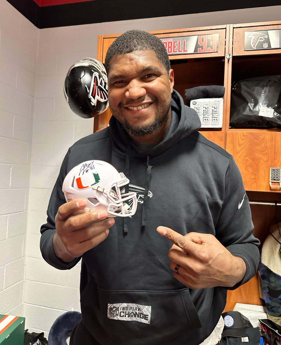 It’s a Calais Campbell Christmas 🙌 RT to win this mini helmet signed by Calais 👇 #ProBowlVote | @CalaisCampbell