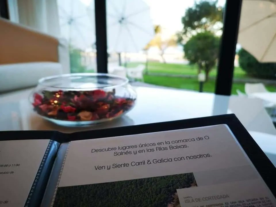 Simplemente , Ven y #SienteCarril 💕 by @hotelcarril

#RegalaCarril - Packs &amp; Bonos Regalo 
☎ 986 511 507 👉 hotelcarril.com/bonos-regalos/

│#PacksRegalo│#Escapadas │#MomentosInolvidables