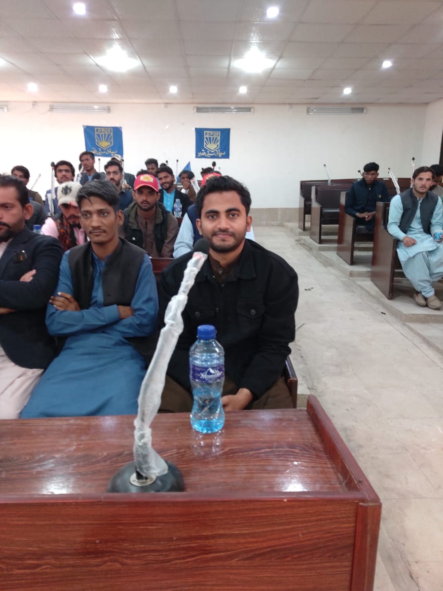 IftikharAliTun1's tweet photo. With My Deer Friend @TheTahirSoomro SB At kamber City https://t.co/iNOA8vHu9z