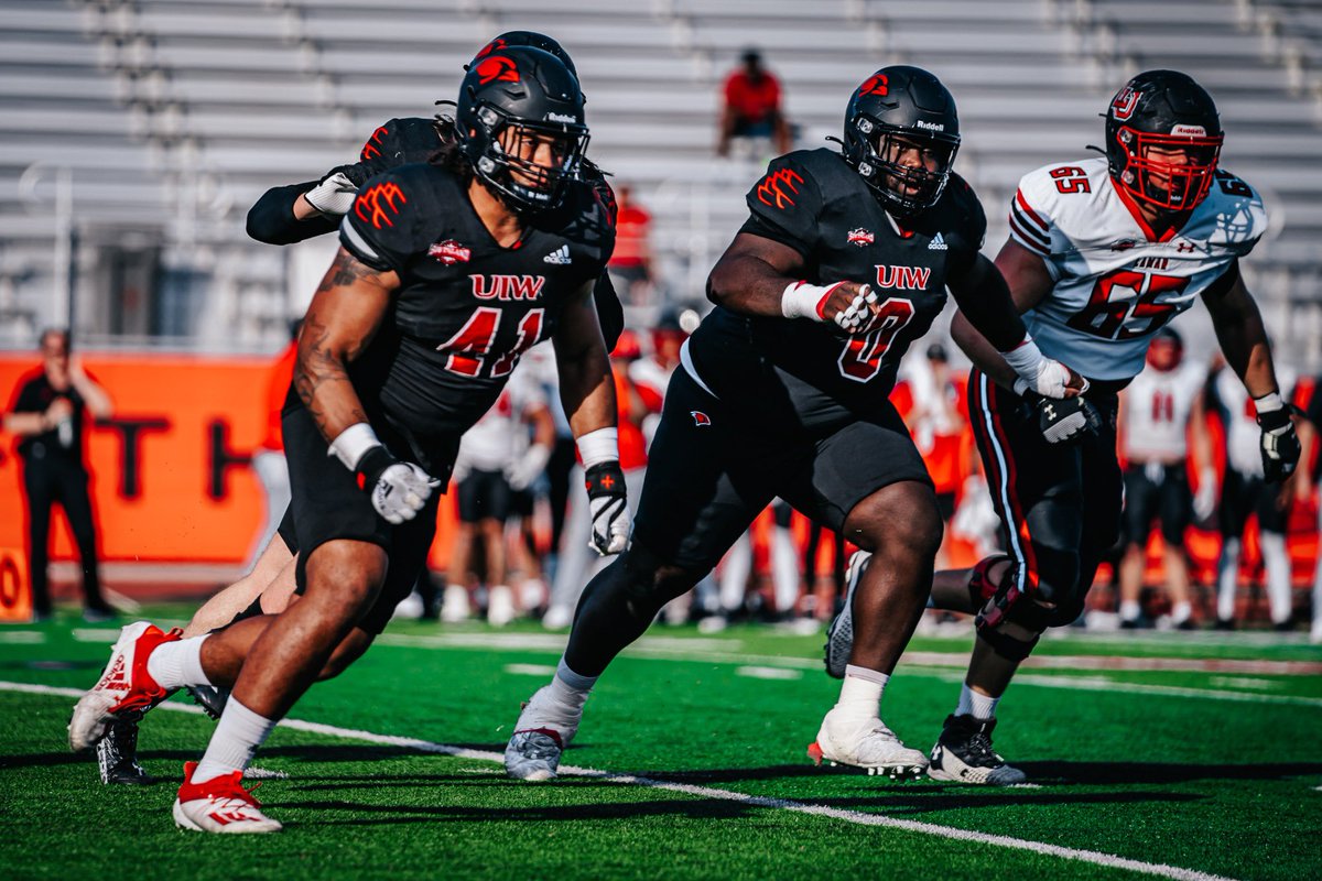 AGTG! After a great conversation with @_CoachOlson, I am blessed to announce that I have received an offer from University of the Incarnate Word! Go Cardinals! #TheWord