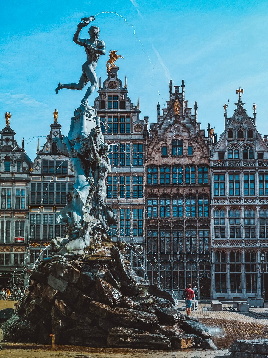Discover the enchanting blend of history and contemporary art in Antwerp, Belgium! 🏰✨ Marvel at Rubens' masterpieces, explore maritime history at MAS, and indulge in culinary delights at Het Pomphuis and Bourla.  #Antwerp #BelgiumTreasures #ArtAndHistory #TravelExperience