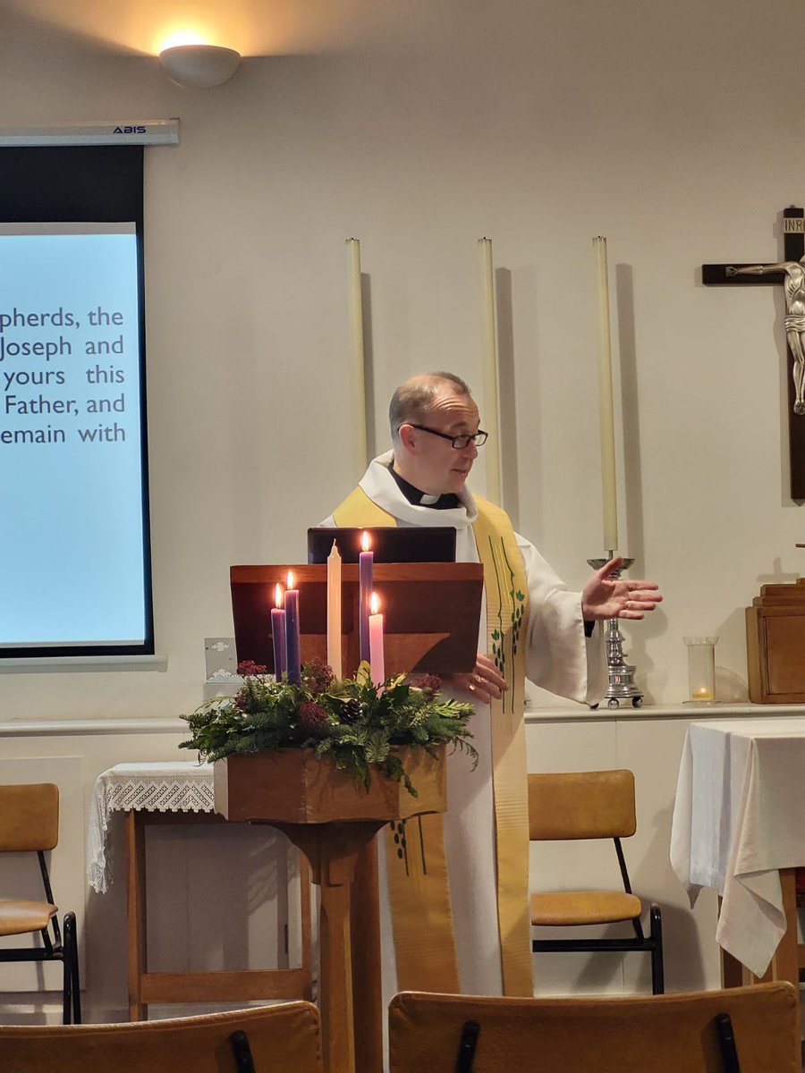 A great time retelling the Christmas story at our Crib Service <a href="/StPaulsCF11/">St Paul's Grangetown</a> <a href="/SouthCardiffMA/">South Cardiff Ministry Area 🧡</a> thank to all who took part