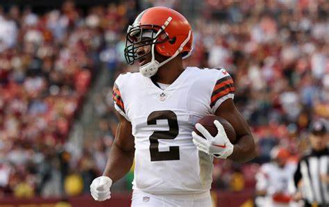 nflrums's tweet photo. Cleveland  Browns Amari Cooper is the first in Browns history with back to back 1000 yard seasons. https://t.co/nOhRQiwkC9
