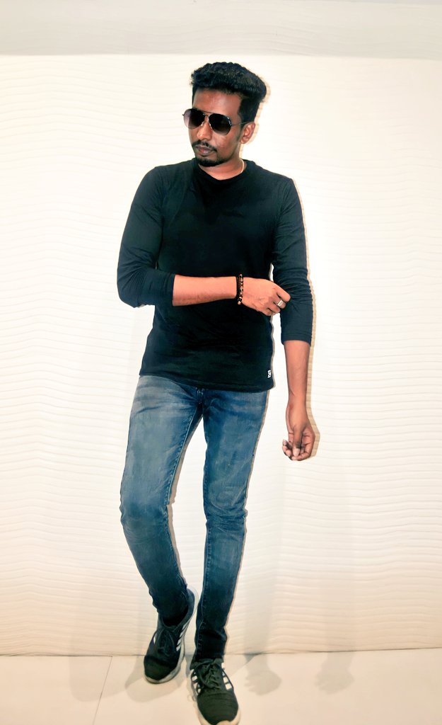 PrasanthCcp's tweet image. Don't depend too much on Anyone, No one will stay forever with you.
#nooneperfect #alonelife #stayalone #Click #lastmonth #december #photoshoot #alone

#CCP🖤