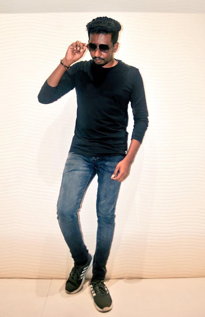 PrasanthCcp's tweet image. Don't depend too much on Anyone, No one will stay forever with you.
#nooneperfect #alonelife #stayalone #Click #lastmonth #december #photoshoot #alone

#CCP🖤